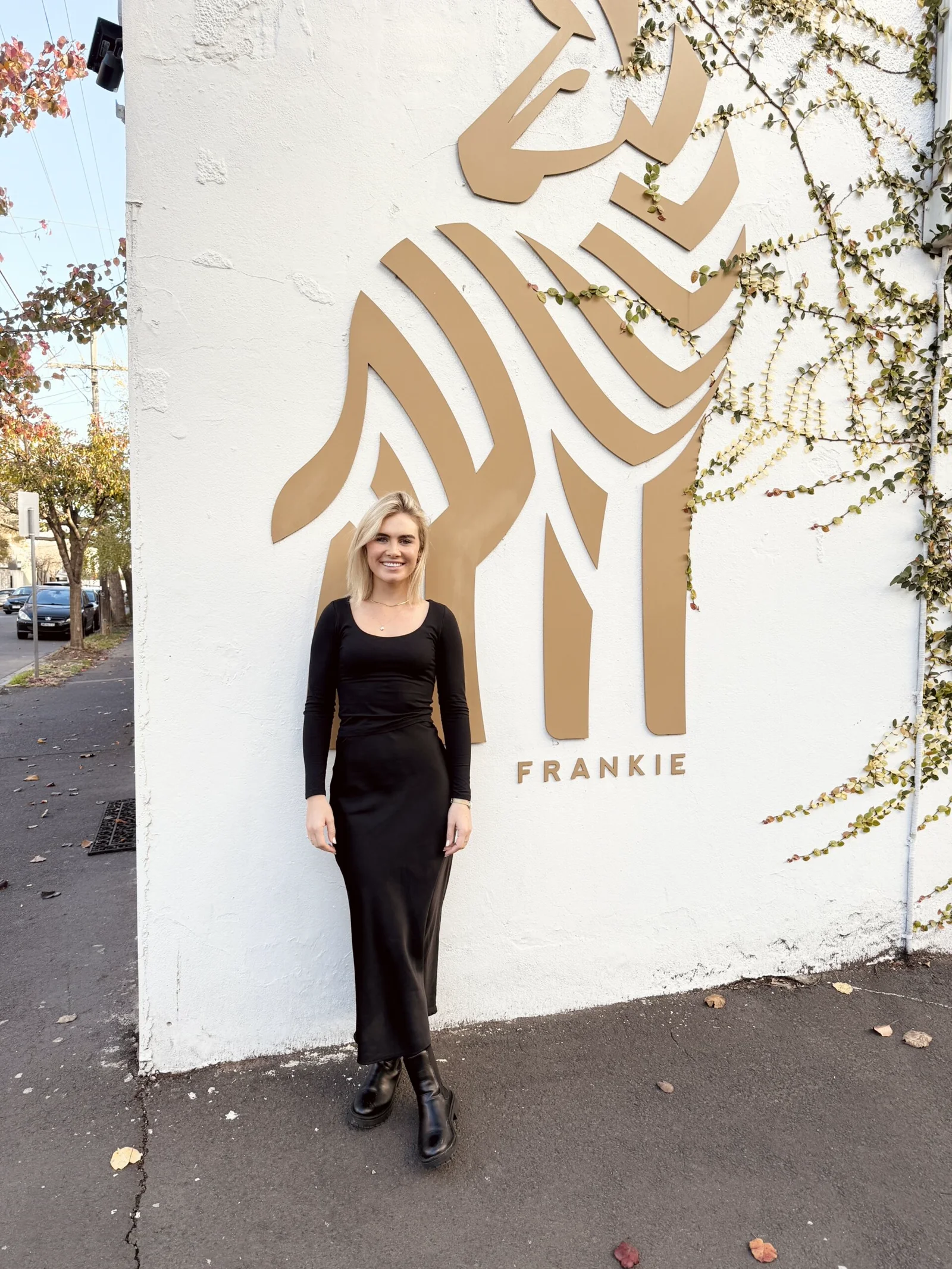 Frankie Salon exterior